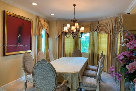 Casa en venta en Miami, Florida, 4 dormitorios, 225.38 m2 № 1939672 - foto 11