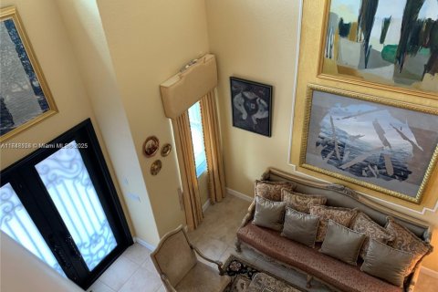 Villa ou maison à vendre à Miami, Floride: 4 chambres, 225.38 m2 № 1939672 - photo 22