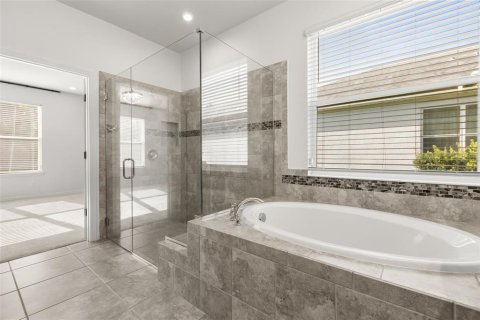 Casa en venta en Apopka, Florida, 4 dormitorios, 222.97 m2 № 2227401 - foto 19