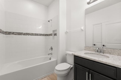 Casa en venta en Apopka, Florida, 4 dormitorios, 222.97 m2 № 2227401 - foto 30