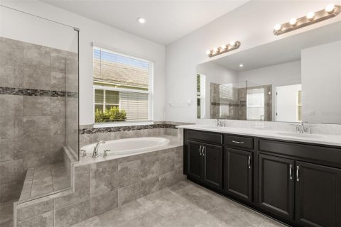 Casa en venta en Apopka, Florida, 4 dormitorios, 222.97 m2 № 2227401 - foto 21