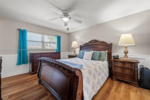 Villa ou maison à vendre à Cape Coral, Floride: 3 chambres, 164.25 m2 № 1950506 - photo 21