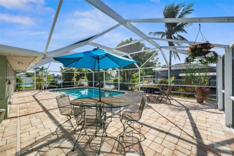 Villa ou maison à vendre à Cape Coral, Floride: 3 chambres, 164.25 m2 № 1950506 - photo 27