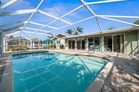 Villa ou maison à vendre à Cape Coral, Floride: 3 chambres, 164.25 m2 № 1950506 - photo 4
