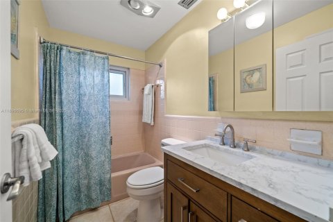 Villa ou maison à vendre à Cape Coral, Floride: 3 chambres, 164.25 m2 № 1950506 - photo 26