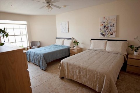 Immobilier commercial à vendre à Punta Gorda, Floride: 1191.47 m2 № 2416618 - photo 8