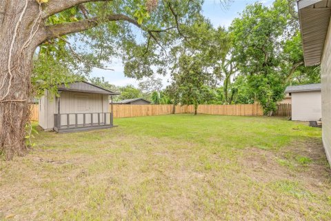 Casa en venta en Tampa, Florida, 3 dormitorios, 113.99 m2 № 1904056 - foto 30