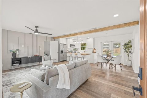 Casa en venta en Tampa, Florida, 3 dormitorios, 113.99 m2 № 1904056 - foto 3
