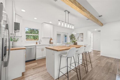 Casa en venta en Tampa, Florida, 3 dormitorios, 113.99 m2 № 1904056 - foto 10