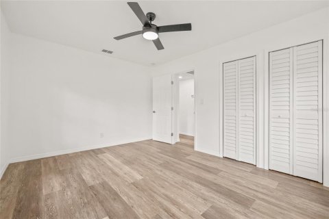 Casa en venta en Tampa, Florida, 3 dormitorios, 113.99 m2 № 1904056 - foto 23