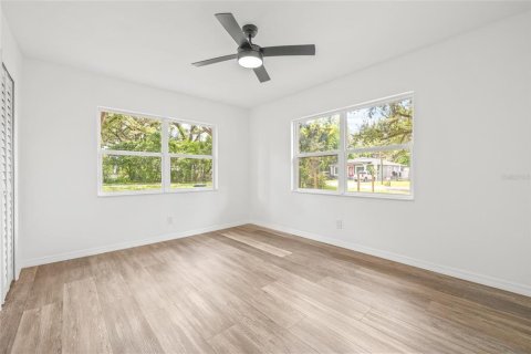 Casa en venta en Tampa, Florida, 3 dormitorios, 113.99 m2 № 1904056 - foto 22