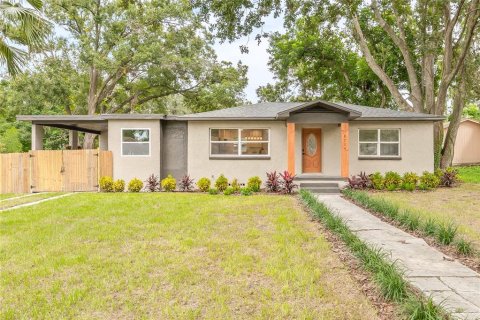 Casa en venta en Tampa, Florida, 3 dormitorios, 113.99 m2 № 1904056 - foto 2