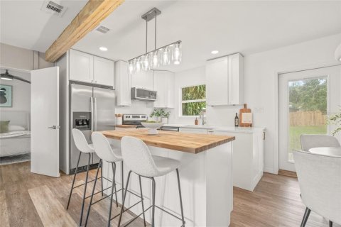 Casa en venta en Tampa, Florida, 3 dormitorios, 113.99 m2 № 1904056 - foto 8