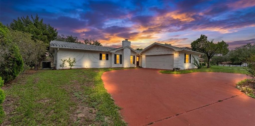 Casa en Haines City, Florida 2 dormitorios, 130.62 m2 № 2157918