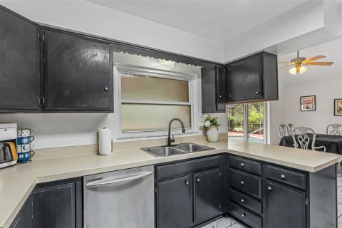 Casa en venta en Haines City, Florida, 2 dormitorios, 130.62 m2 № 2157918 - foto 12