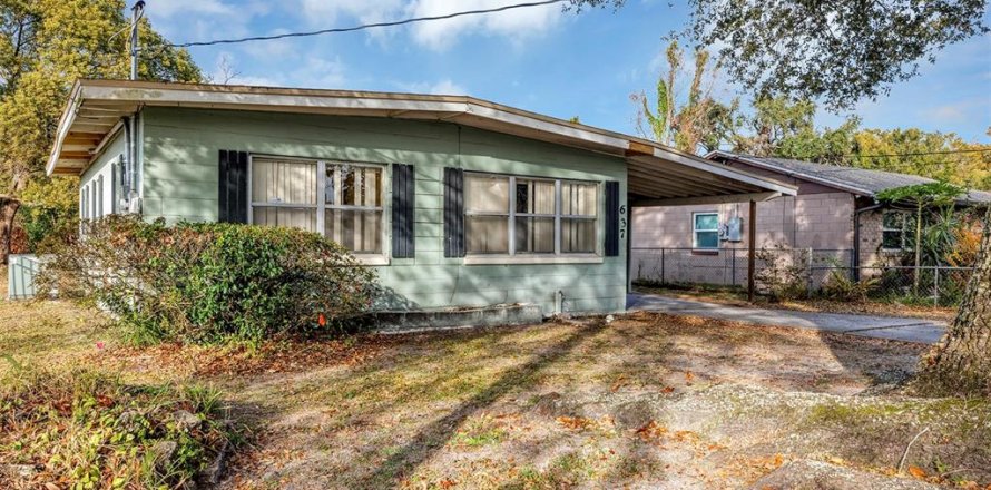House in Orlando, Florida 3 bedrooms, 92.25 sq.m. № 1524019