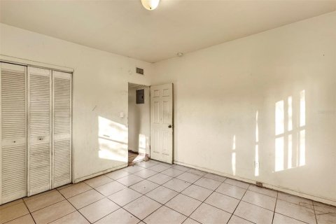 House in Orlando, Florida 3 bedrooms, 92.25 sq.m. № 1524019 - photo 23
