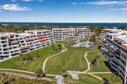 Condo in Longboat Key, Florida, 2 bedrooms  № 2144562 - photo 27