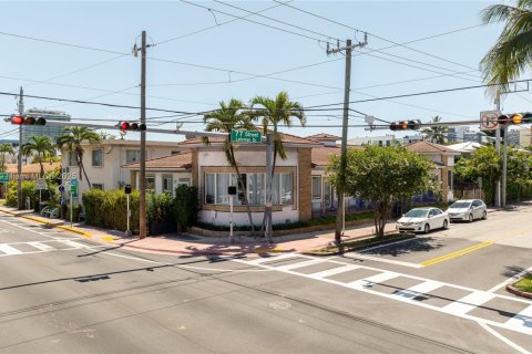 Propiedad comercial en venta en Miami Beach, Florida № 1697448 - foto 5
