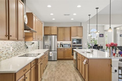 Villa ou maison à vendre à Orlando, Floride: 4 chambres, 278.99 m2 № 2361270 - photo 13