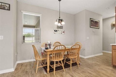 Villa ou maison à vendre à Orlando, Floride: 4 chambres, 278.99 m2 № 2361270 - photo 6