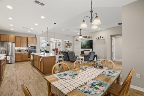 Villa ou maison à vendre à Orlando, Floride: 4 chambres, 278.99 m2 № 2361270 - photo 7