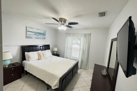 Снять в аренду виллу или дом в Виро-Бич, Флорида 3 спальни, 135.92м2, № 1989080 - фото 26