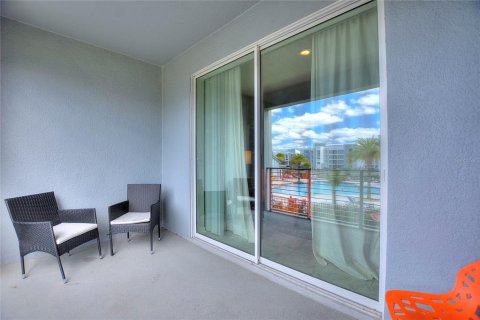 Condo in Kissimmee, Florida, 2 bedrooms  № 2354463 - photo 21