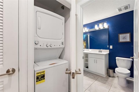 Condo in Kissimmee, Florida, 2 bedrooms  № 2354463 - photo 13