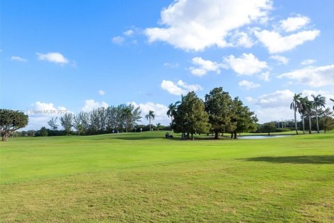 Condo in Pembroke Pines, Florida, 2 bedrooms № 1950764 - photo 27
