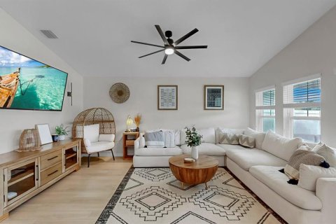 Casa en alquiler en Riverview, Florida, 4 dormitorios, 171.68 m2 № 1905175 - foto 4