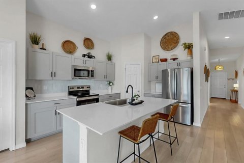 Casa en alquiler en Riverview, Florida, 4 dormitorios, 171.68 m2 № 1905175 - foto 9