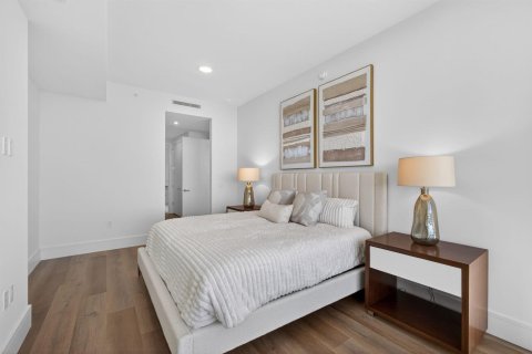 Condo in Lake Park, Florida, 3 bedrooms  № 2158425 - photo 19