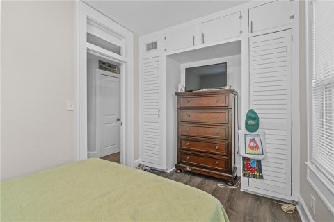 Propiedad comercial en venta en Clearwater, Florida, 8 dormitorios, 291.34 m2 № 1916794 - foto 10