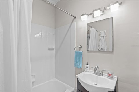 Propiedad comercial en venta en Clearwater, Florida, 8 dormitorios, 291.34 m2 № 1916794 - foto 11