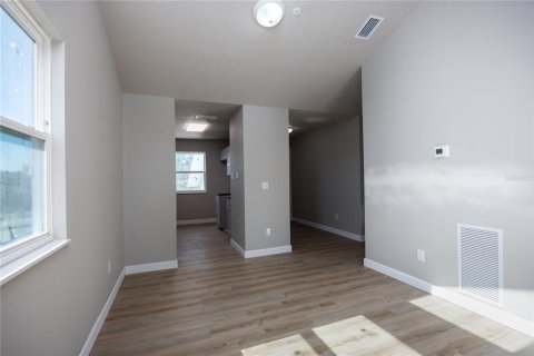 Condo in Gainesville, Florida, 2 bedrooms  № 1720115 - photo 10
