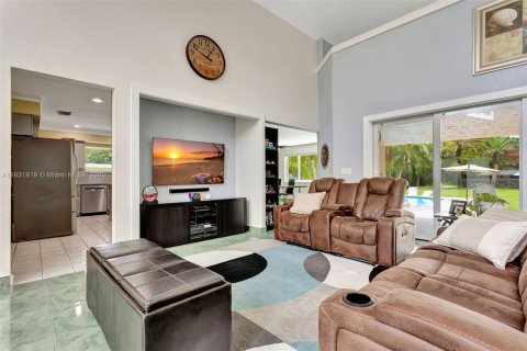 Villa ou maison à vendre à Davie, Floride: 4 chambres, 279.08 m2 № 1821530 - photo 12