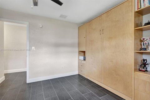 Villa ou maison à vendre à Davie, Floride: 4 chambres, 279.08 m2 № 1821530 - photo 24