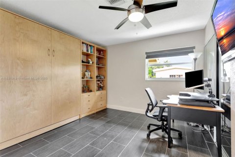 Villa ou maison à vendre à Davie, Floride: 4 chambres, 279.08 m2 № 1821530 - photo 23