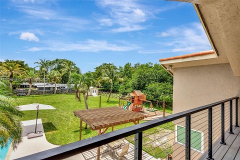 Villa ou maison à vendre à Davie, Floride: 4 chambres, 279.08 m2 № 1821530 - photo 29