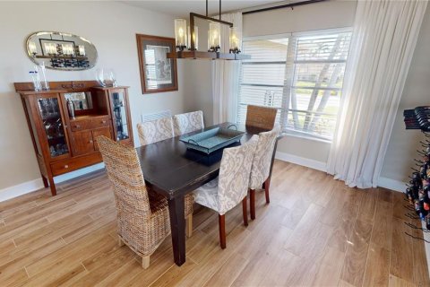 House in Punta Gorda, Florida 2 bedrooms, 167.87 sq.m. № 1544586 - photo 7