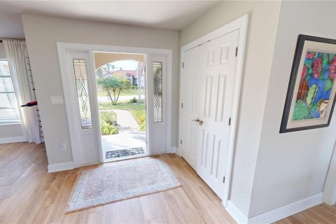 House in Punta Gorda, Florida 2 bedrooms, 167.87 sq.m. № 1544586 - photo 4