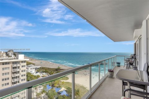 Condo in Pompano Beach, Florida, 3 bedrooms  № 1830596 - photo 4