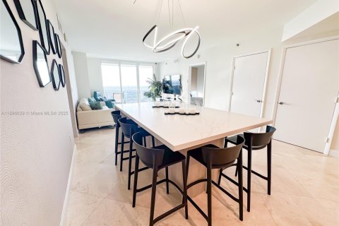 Appartement à louer à Hallandale Beach, Floride: 3 chambres, 145.95 m2 № 2018987 - photo 8