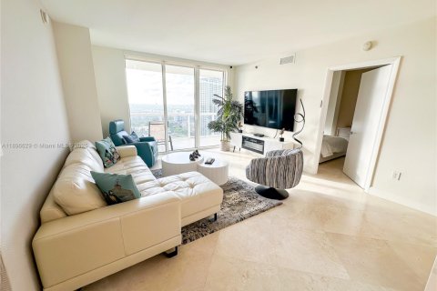 Appartement à louer à Hallandale Beach, Floride: 3 chambres, 145.95 m2 № 2018987 - photo 4