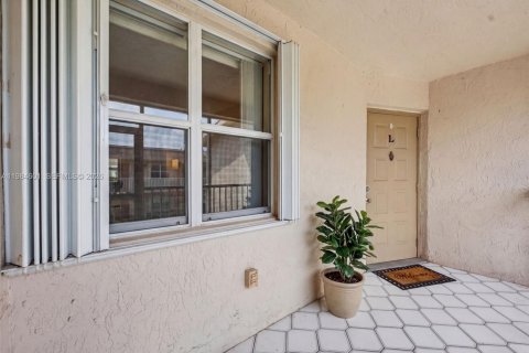 Купить кондоминиум в Хомстед, Флорида 3 спальни, 111.02м2, № 2045764 - фото 3