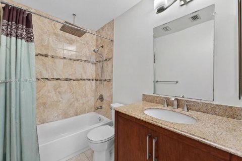 Купить кондоминиум в Хомстед, Флорида 3 спальни, 111.02м2, № 2045764 - фото 15