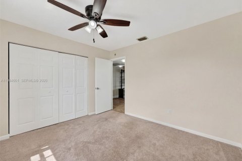 Купить кондоминиум в Хомстед, Флорида 3 спальни, 111.02м2, № 2045764 - фото 9