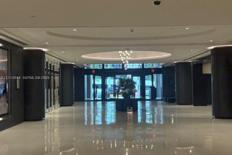 Copropriété à louer à Miami, Floride: 1 chambre, 99.13 m2 № 2434071 - photo 17