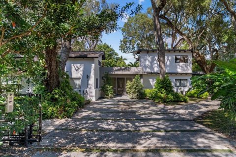 Villa ou maison à Miami, Floride 5 chambres, 305.28 m2 № 2003163